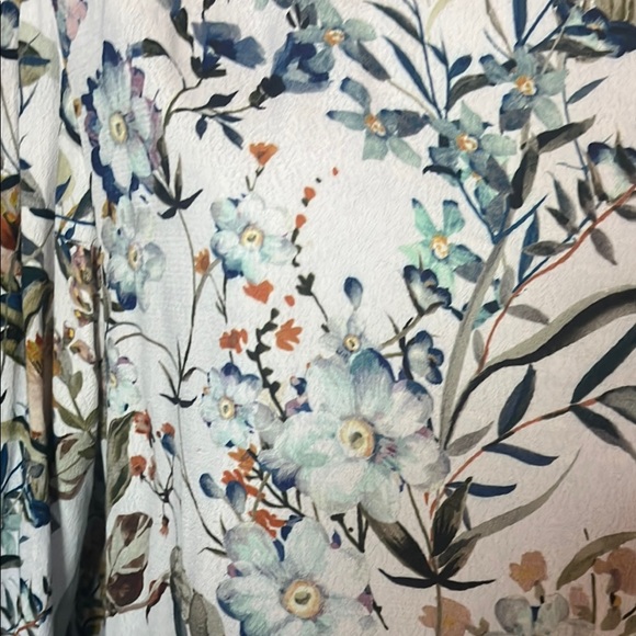 Karen Kane Top -Floral Print Long Bell Sleeve Scoop Neck - must have - Sz XL - Picture 5 of 8